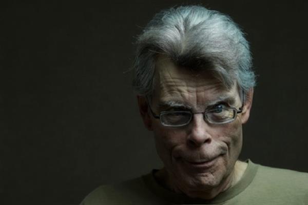 Troppe fake news, Stephen King chiude il profilo Facebook